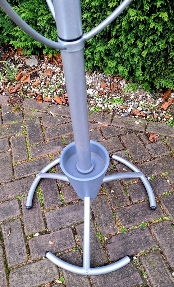 Image 1 of Garderobe