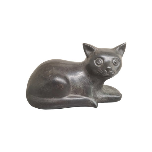 Chat couché en bronze ancien, début du 20e siècle