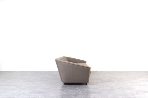 Image 1 of Ruimtevaart-achtige Duitse sofa uit de jaren 60.