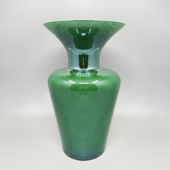 Image 1 of 1970s Luxury handcrafted Green Vase in Murano glass by Maestro del Vetro. Made in Italy.