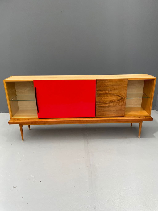 Vintage Mid Century Lang Dressoir, Tsjecho-Slowakije, 1970