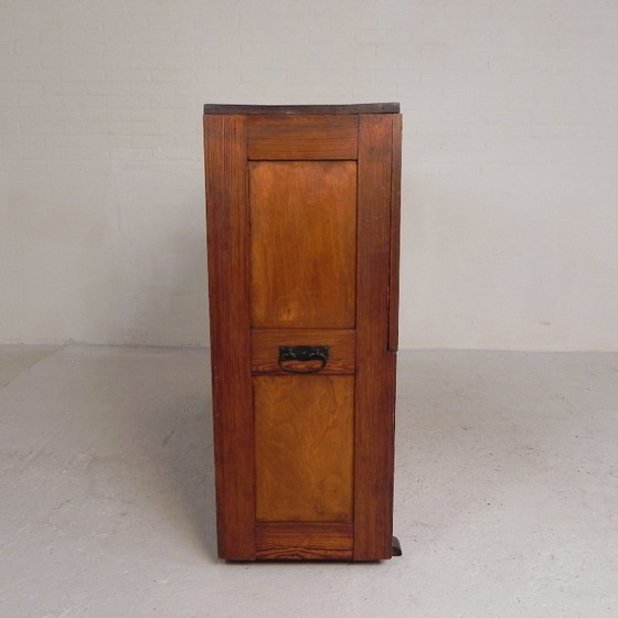 Kiefernholz-Schulplanschrank, Architektenschrank, Kartenschrank, 1930er Jahre – Aufbewahrungsschrank, Wood (photo 12 of 22)