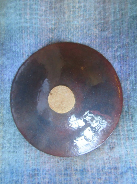 Image 1 of Ciotola smaltata Boris Veisbrot LIMOGES, piatto modernista con dettagli dorati.