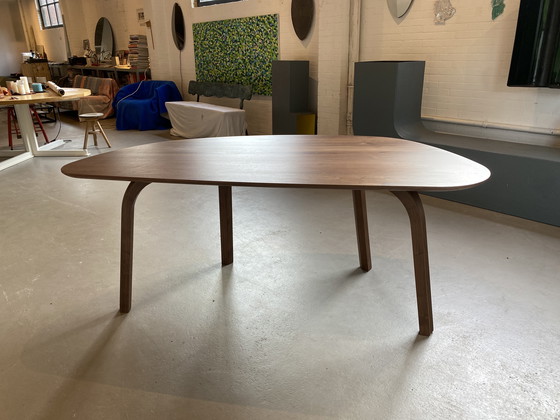 Image 1 of Esstisch aus Walnussholz