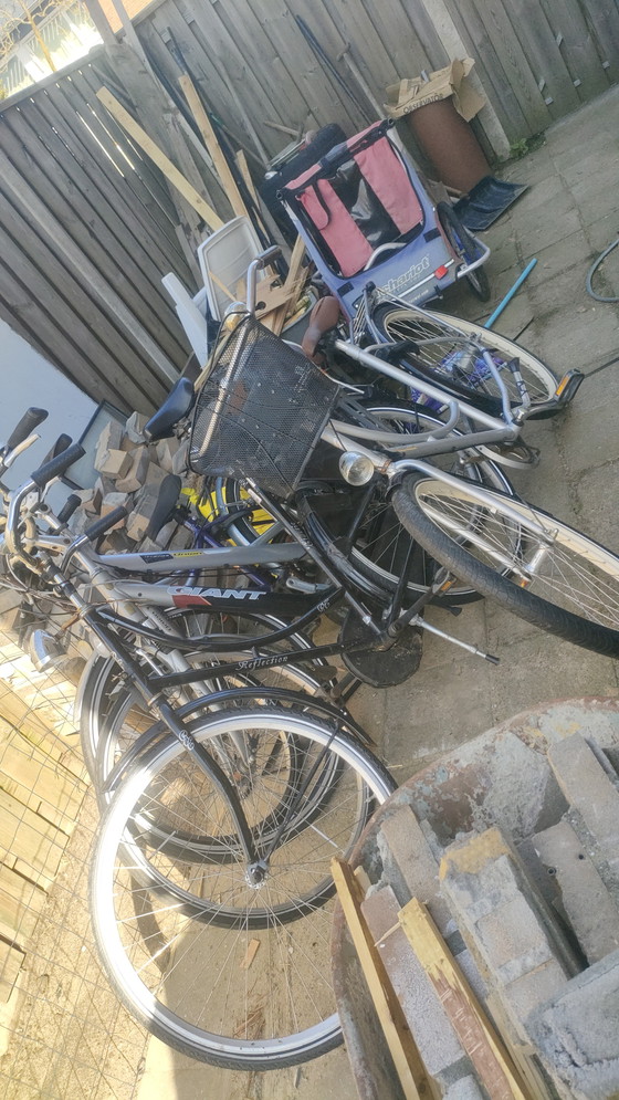 Image 1 of NOUS FAISONS DU CONDUITE DE CAMIONS-BENNES