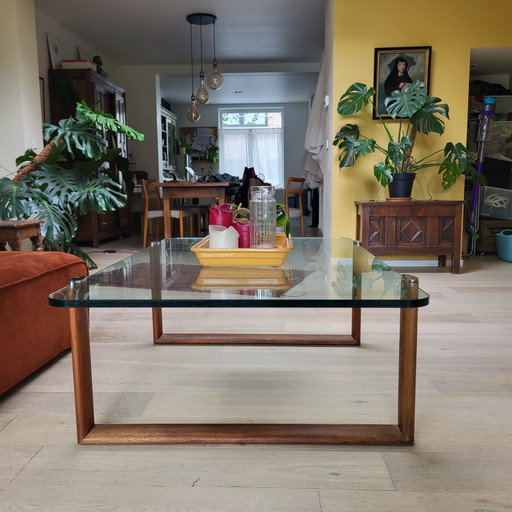 Mesa de centro de teca de mediados de siglo