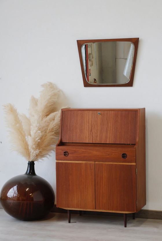 Image 1 of English teak desk - 1960s