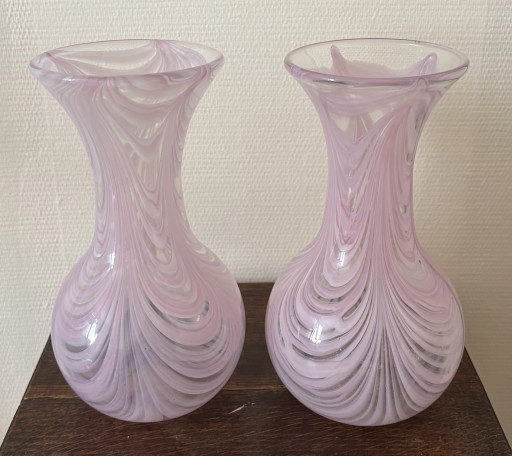 PAR DE JARRONES VINTAGE DE CRISTAL MURANO MOLDEADO