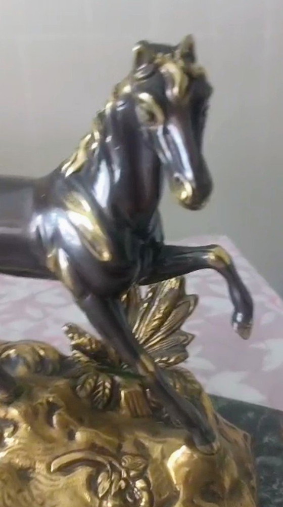 Image 1 of Cheval de bronze