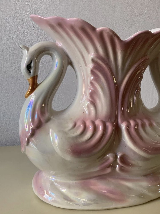 Large Pink Swan Vase by Capodimonte Vintage – Ceramic (photo 3 of 10)