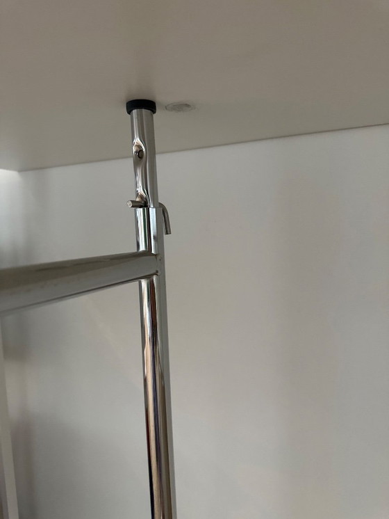 Image 1 of Eiermann-2 Tisch weiß & Chrom