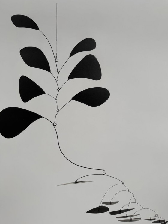 Alexander Calder (1898-1976), Skogen är det bästa stället, 1945, Copyright Calder Foundation, New York/ARS, (photo 9 of 10)