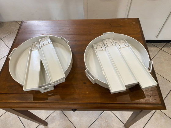 Paire De Tables Basse Appoint Chevet Gigogne Ronde Marc Held Pour Prisunic 1970 – Plastic (photo 11 of 15)