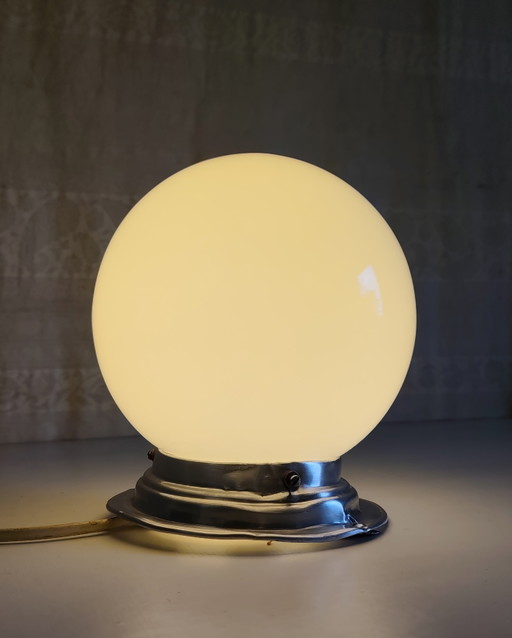 Opaline globe ceiling or wall light - mid. 20th century – plafondlampen, Glass