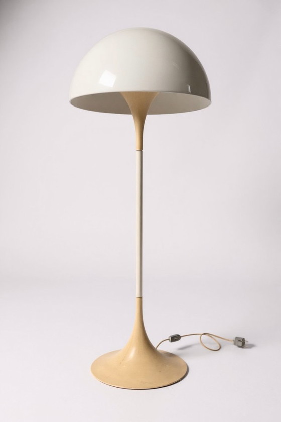 Image 1 of Lampada da terra vintage Panthella di Verner Panton, risalente agli anni '70.