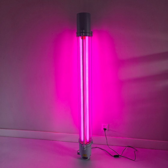 Image 1 of Funky lampada industriale GDR - VEB Leuchtenbau Wittenberg con luce magenta