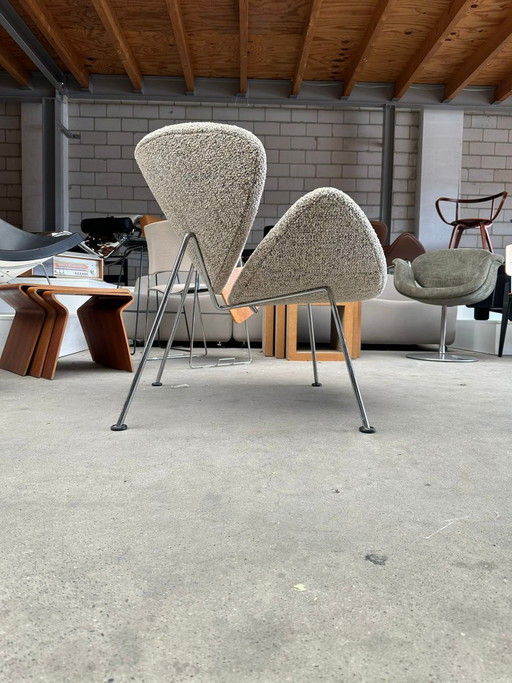 Artifort Orange Slice in bouclé