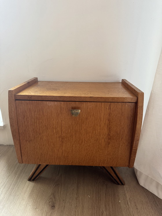 Image 1 of Mesita de noche de los años 60