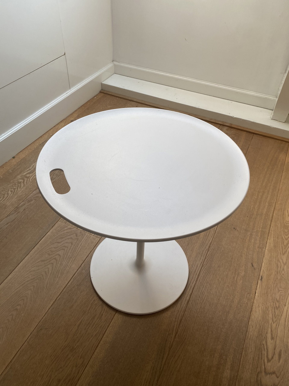 Vitra Side Table Rise Table | €345 | Whoppah