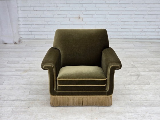Image 1 of Deense fauteuil uit de jaren 70, originele groene meubelvelours