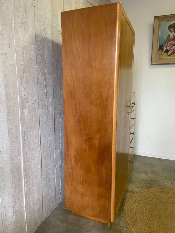 Image 1 of Asymmetrische Garderobe aus den 1950er Jahren