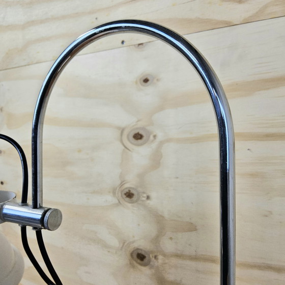 Image 1 of Lampada da tavolo industriale vintage cromata / lampada ad arco Anvia (anni '70) design olandese metà secolo lampada da tavolo