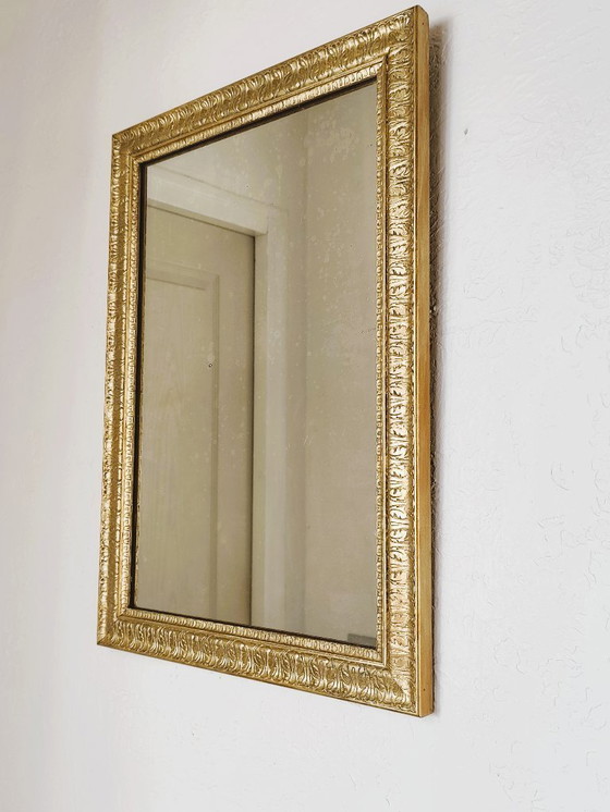 Image 1 of Miroir mural rectangulaire doré ancien