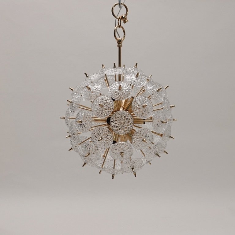 Massive Val Saint Lambert Sputnik chandelier | €985 | Whoppah
