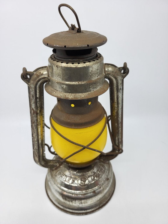 Image 1 of Feuer Hand Baby Special stormlamp, geel glas