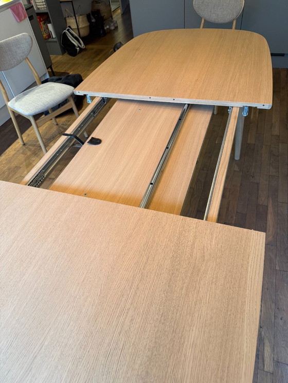 Image 1 of Mesa de comedor BOW de PBJ Designhouse — Roble macizo, extensible