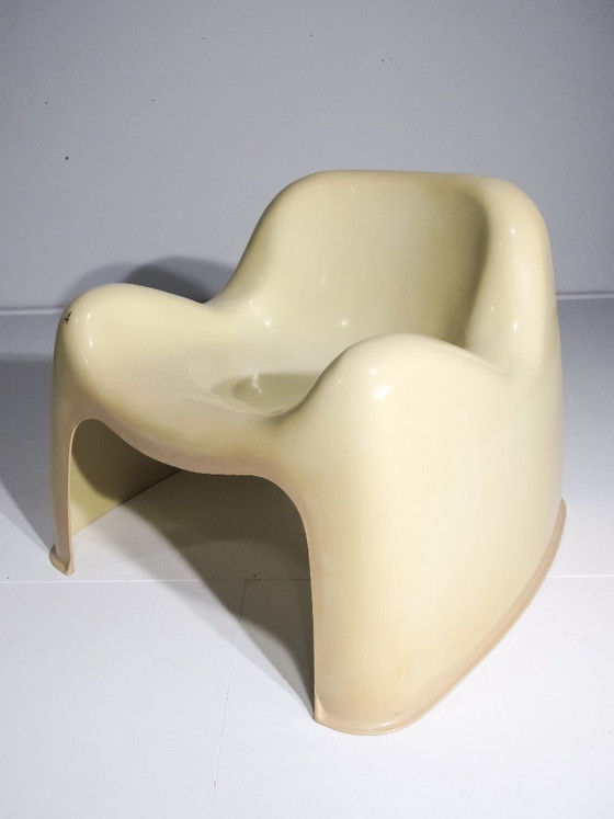 Image 1 of Artemide Toga Chair 4 van Sergio Mazza / Gebroken wit / Patent aangevraagd