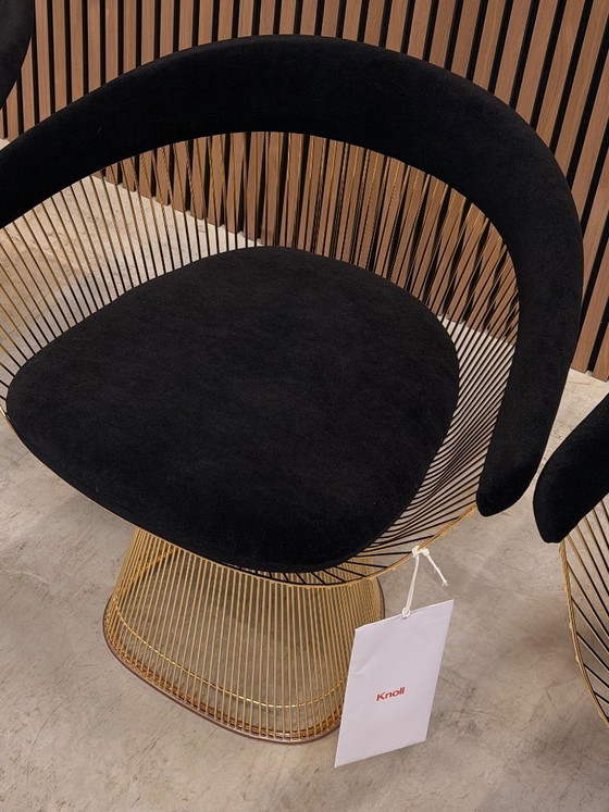 Image 1 of Sedia Knoll Warren Platner - Nero cashmere con dettagli dorati