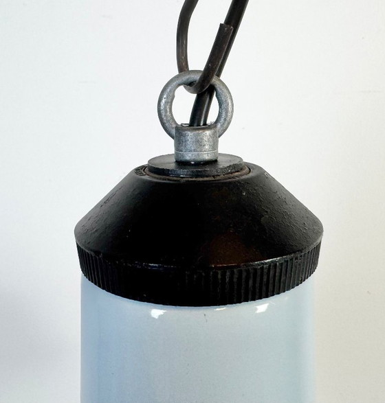 Image 1 of Lampada a sospensione industriale in smalto azzurro chiaro, anni '60