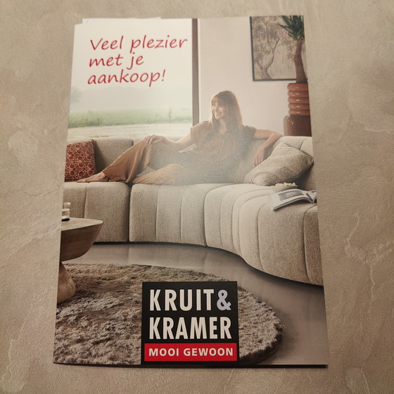 Image 1 of Sandstone tafel met lederen stoelen Kruit&Kramer