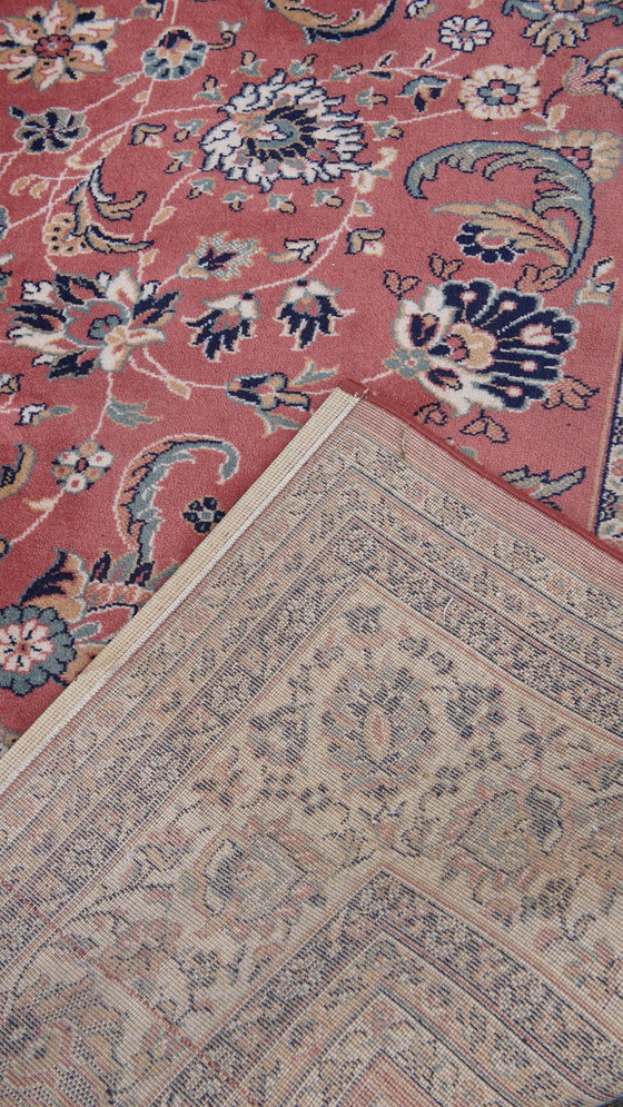 Image 1 of Groot vloerkleed met rode en roze tinten 345x250cm