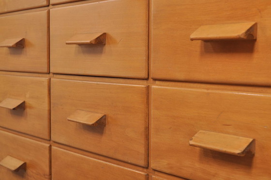 Image 1 of Vintage Winkelvitrine / toonbank in eik en beuken, 1930s