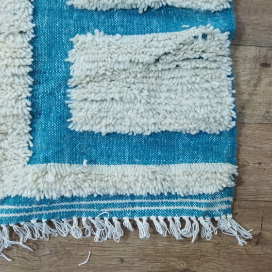 Image 1 of Handwoven Berber Rug – Handmade Moroccan Carpet | 290 × 190 cm