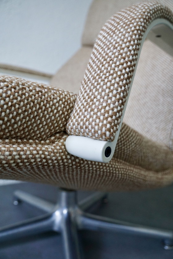 Image 1 of Vintage Artifort F154 spinpoot