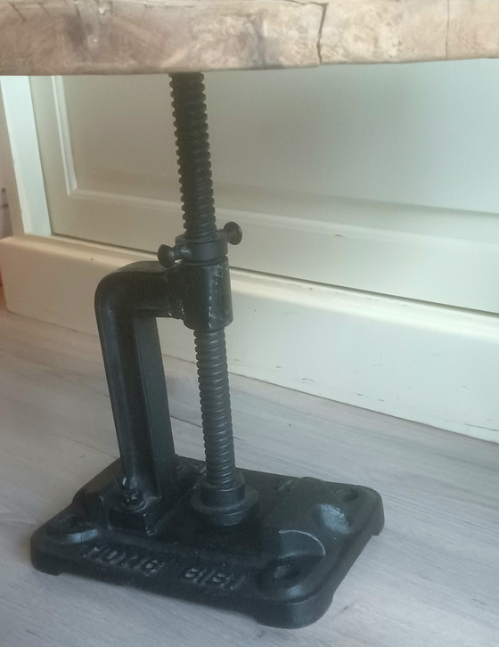 Image 1 of Industriële Spoorwegen bijzettafel sidetable Bibi cast-iron