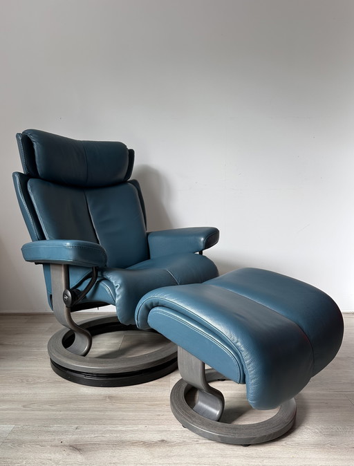 Stressless Magic Classic with footstool