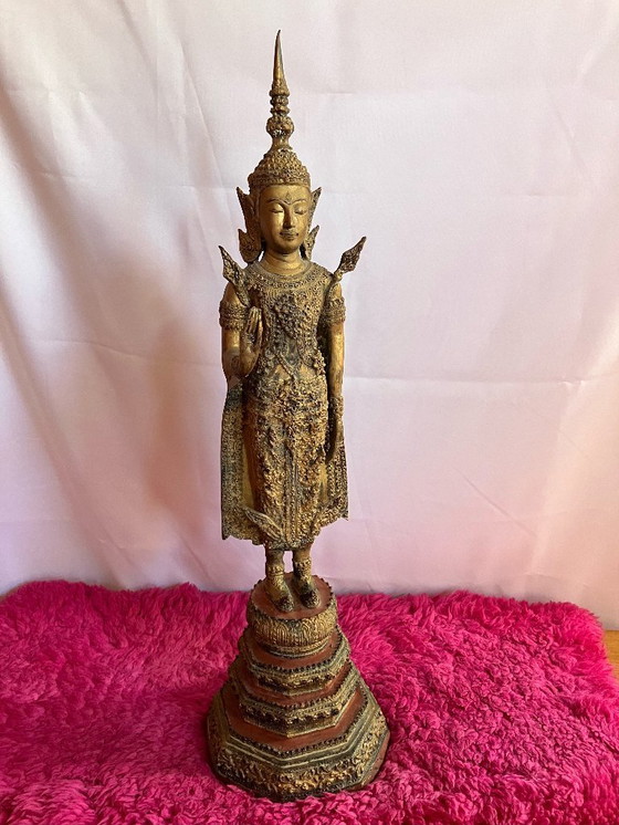 Image 1 of Statua antica del Buddha tailandese in bronzo, divinità asiatica