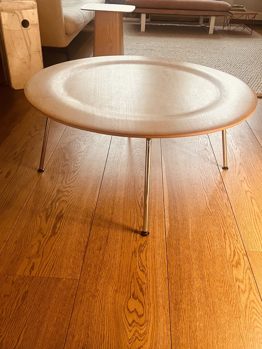 Table basse Eames Vitra CTM vintage
