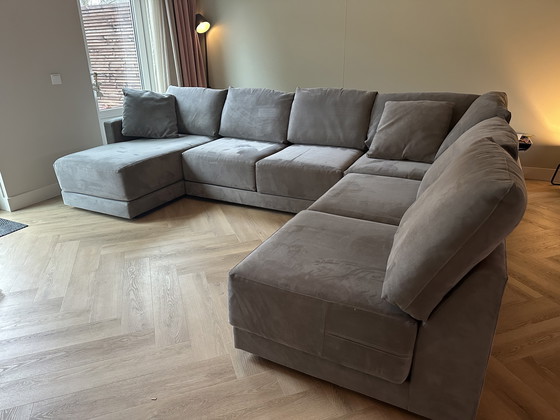 Image 1 of Banco gris de Crate & Barrel