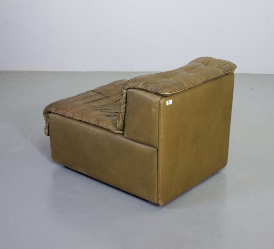 Image 1 of Sofá modular De Sede DS11 de cuero con parches verde oliva, diseño de mediados de siglo, 6 elementos. Suiza, años 70.