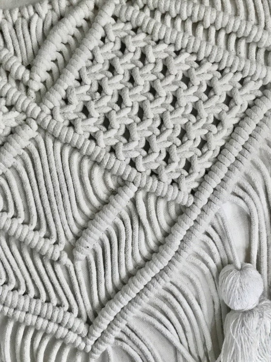 Image 1 of Cuscino in macramè boemo