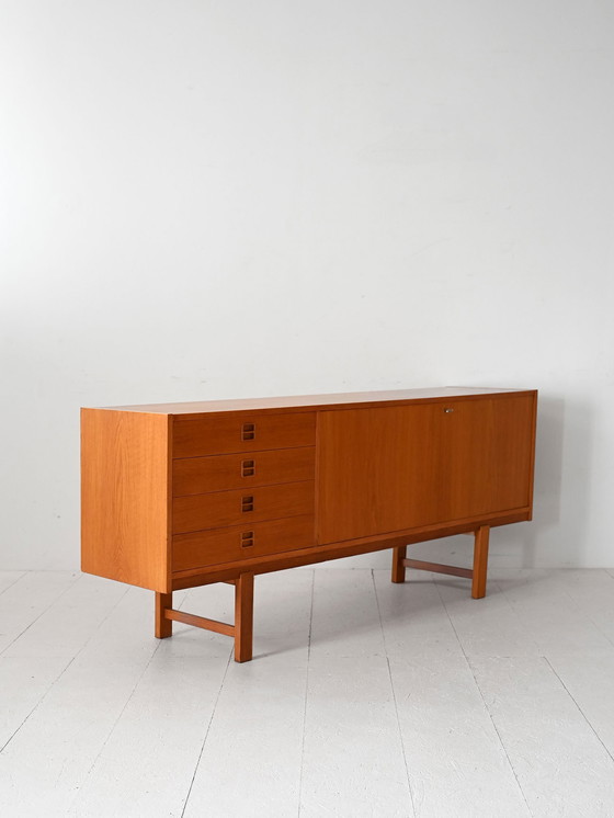 Image 1 of Buffet scandinave en chêne vintage avec tiroirs et portes