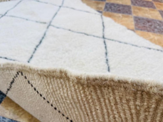 Image 1 of Alfombra bereber de lana natural de 250 cm x 150 cm.