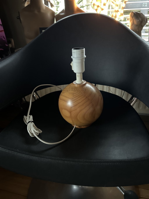 Lampada vintage IKEA in legno massello