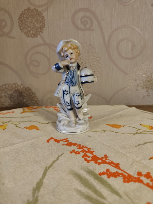 Figurine vintage en porcelaine