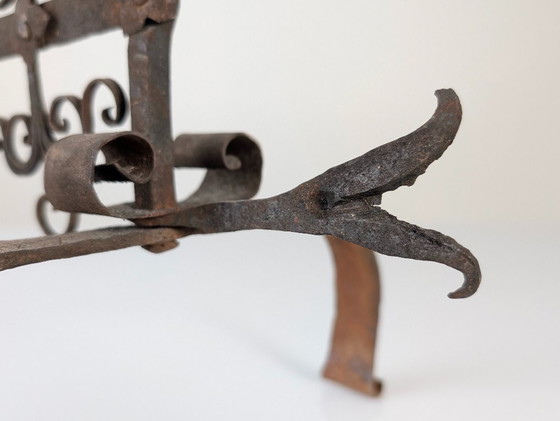 Image 1 of Candelabro de hierro forjado para chimenea, estilo español, Artes y Oficios, década de 1880